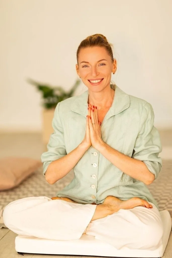 Ольга Станиславович — инструктор йоги и основатель студии Yoga Olga